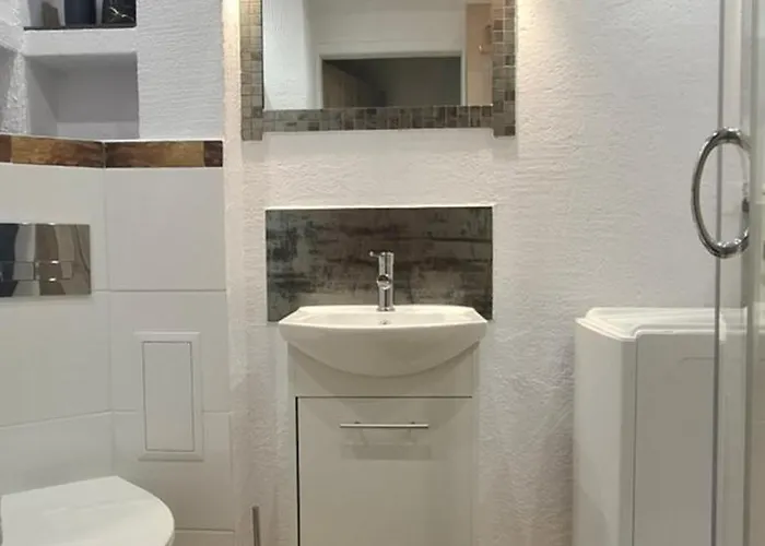 Gold 2 -szymanowskiego * Jelenia Góra