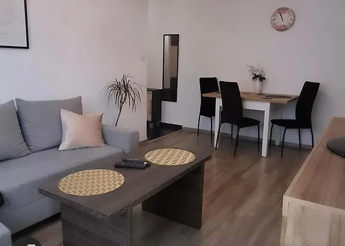 Gold 2 -szymanowskiego * Jelenia Góra